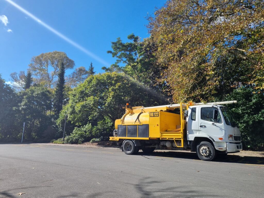 Hyper Vac Truck providing hydrovacing, hydro excavation, civil construction and dirt removal by Vac U Digga Christchurch New Zealand
